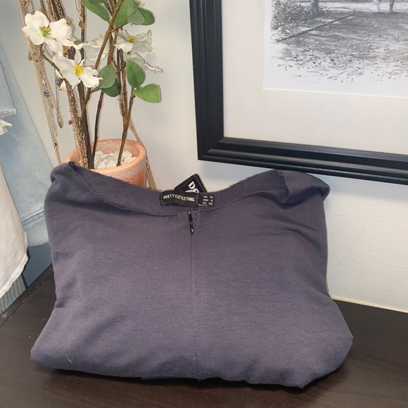 PrettyLittleThing Tops - PLT Half Zip - 2/$20✨